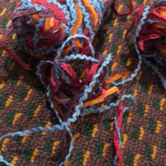 4. skeins 2 ply multicolored variegated thick and thin yarn - Picture 10 of 12